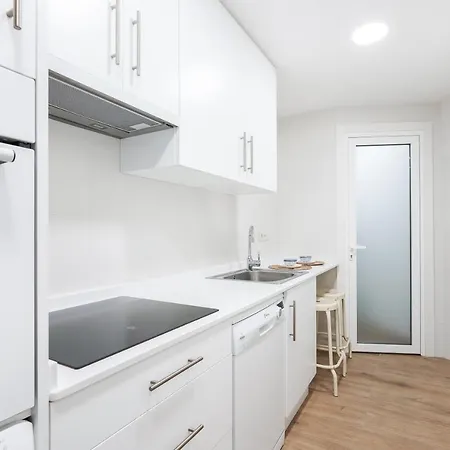 Apartamento De Diseno En El Centro Con Vistas